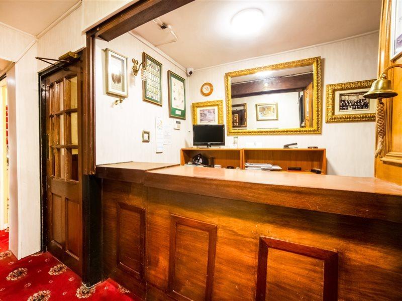 Oyo The Royal Hotel Dunston  Extérieur photo