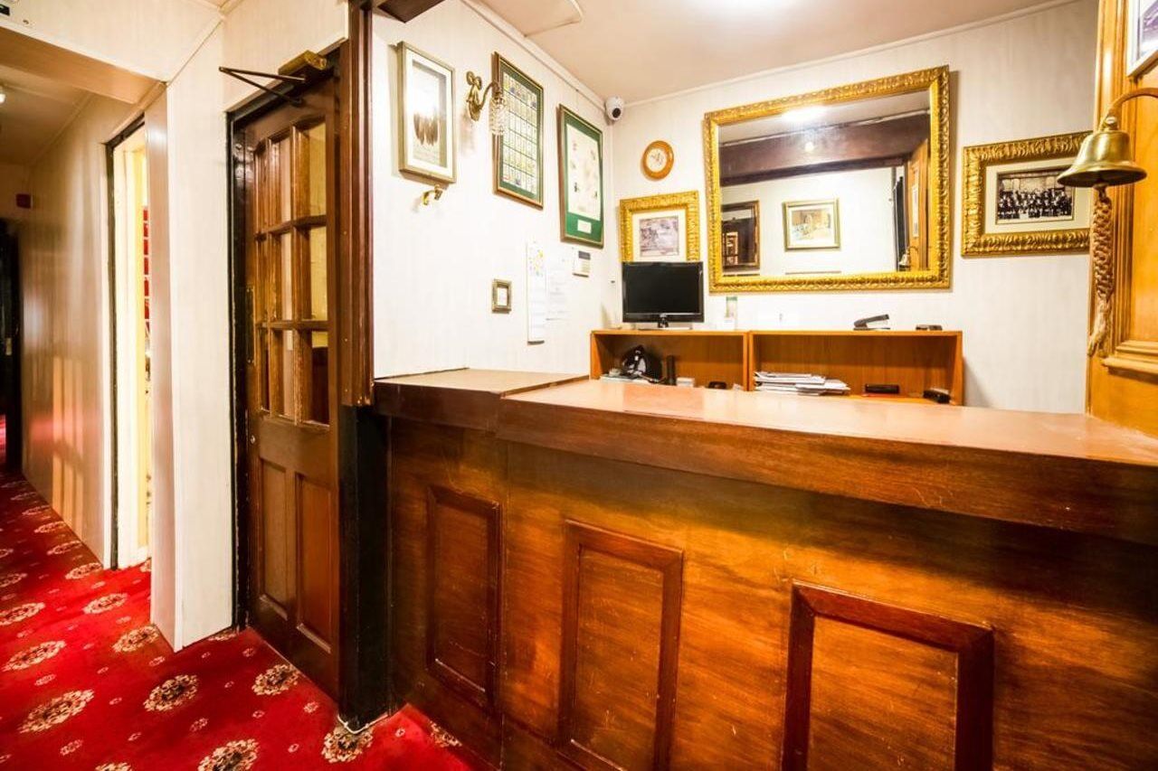 Oyo The Royal Hotel Dunston  Extérieur photo